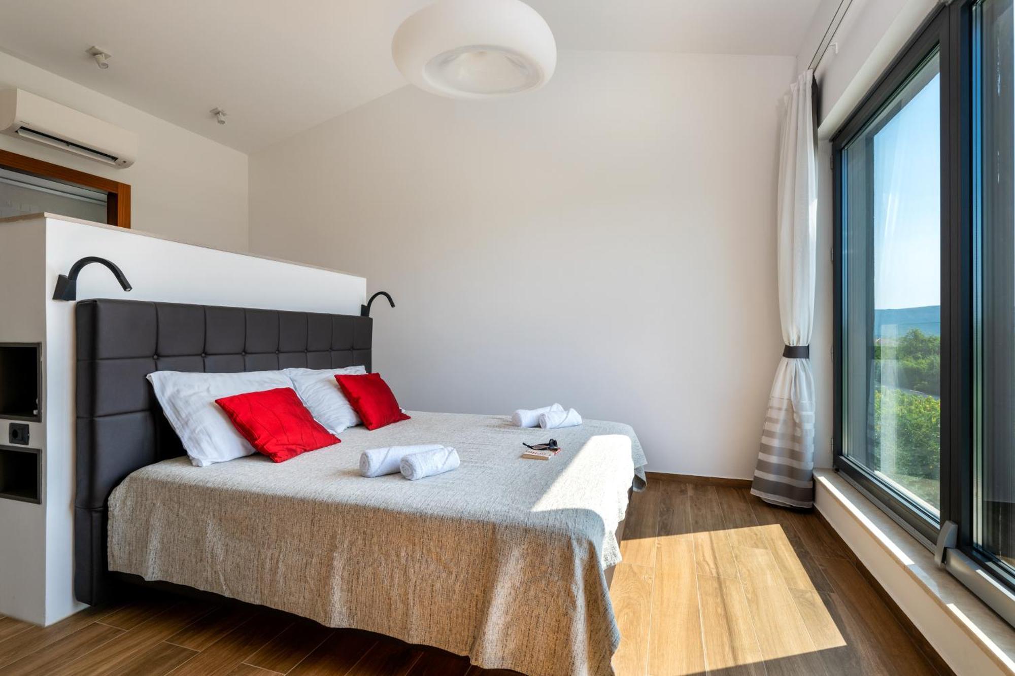 Martincic Residence - 5 Stars Luxury With Pool Heating On 4000M2 Rakalj Buitenkant foto