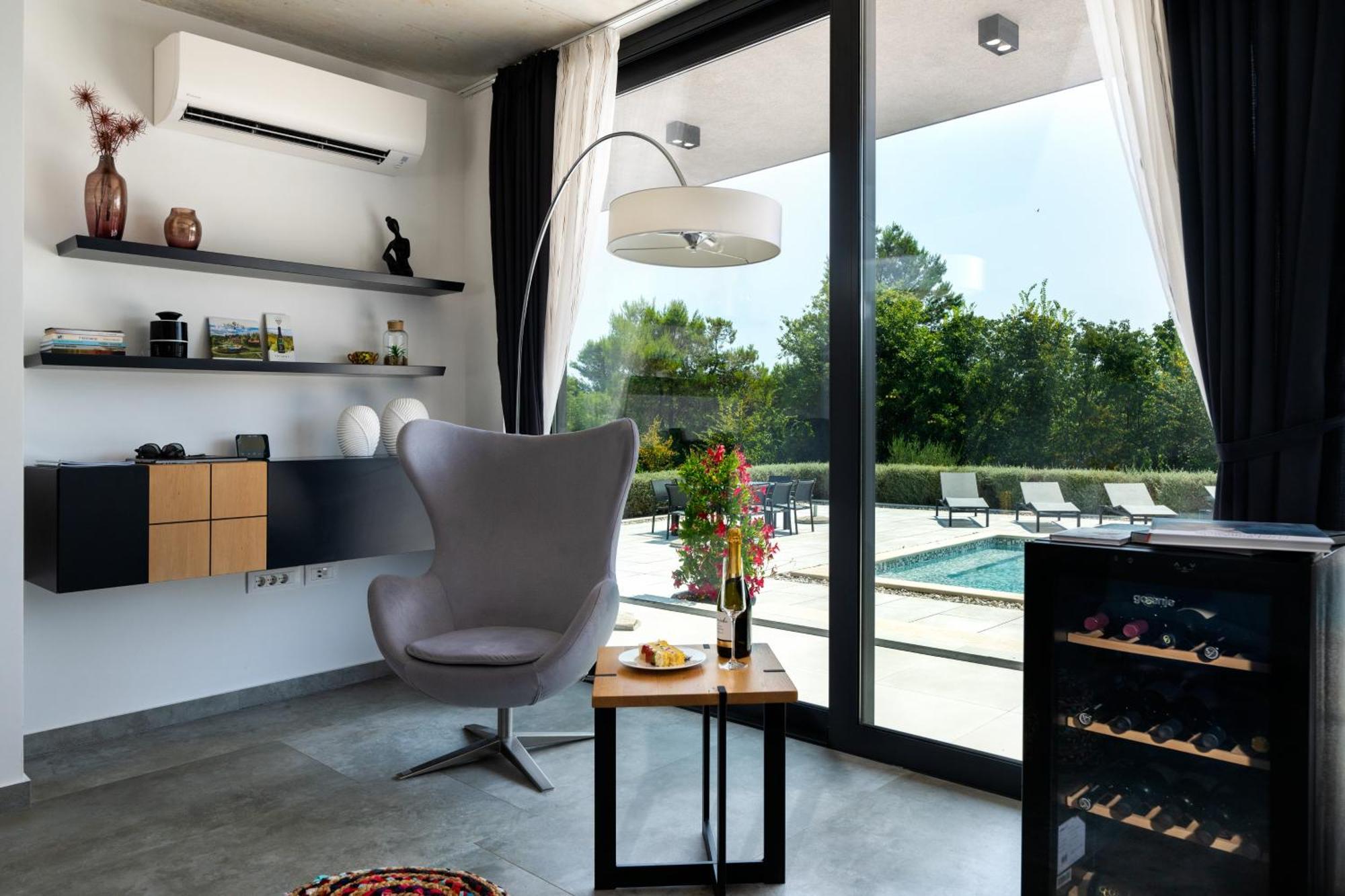 Martincic Residence - 5 Stars Luxury With Pool Heating On 4000M2 Rakalj Buitenkant foto