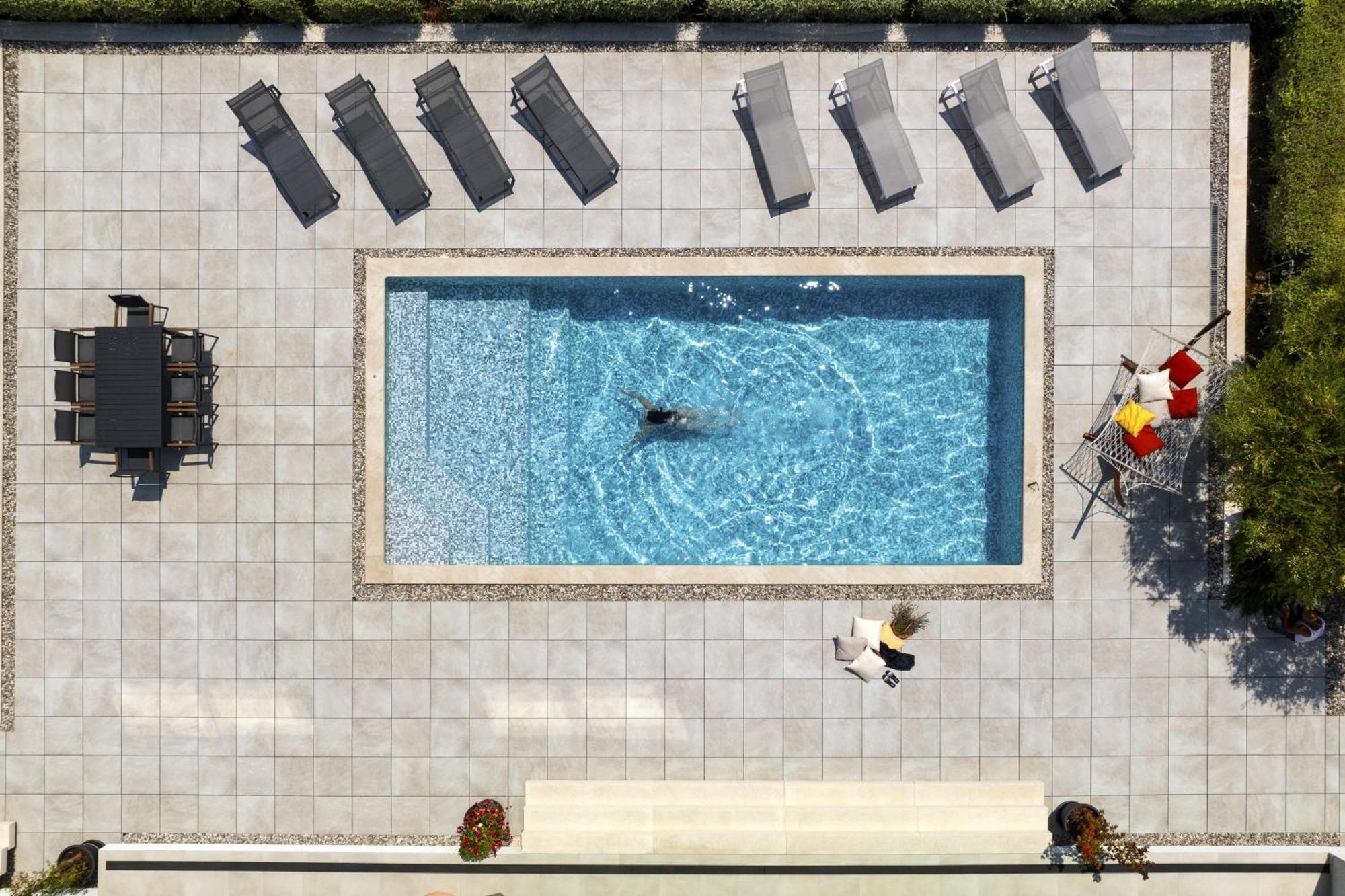 Martincic Residence - 5 Stars Luxury With Pool Heating On 4000M2 Rakalj Buitenkant foto