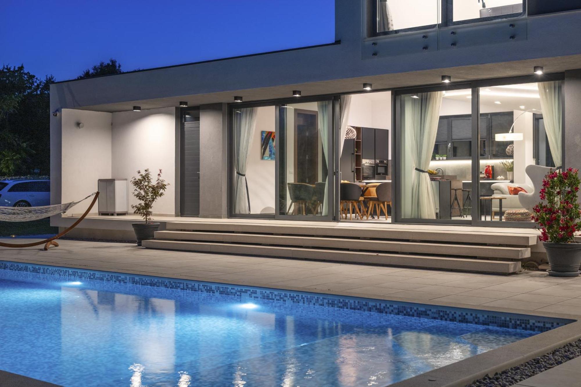 Martincic Residence - 5 Stars Luxury With Pool Heating On 4000M2 Rakalj Buitenkant foto