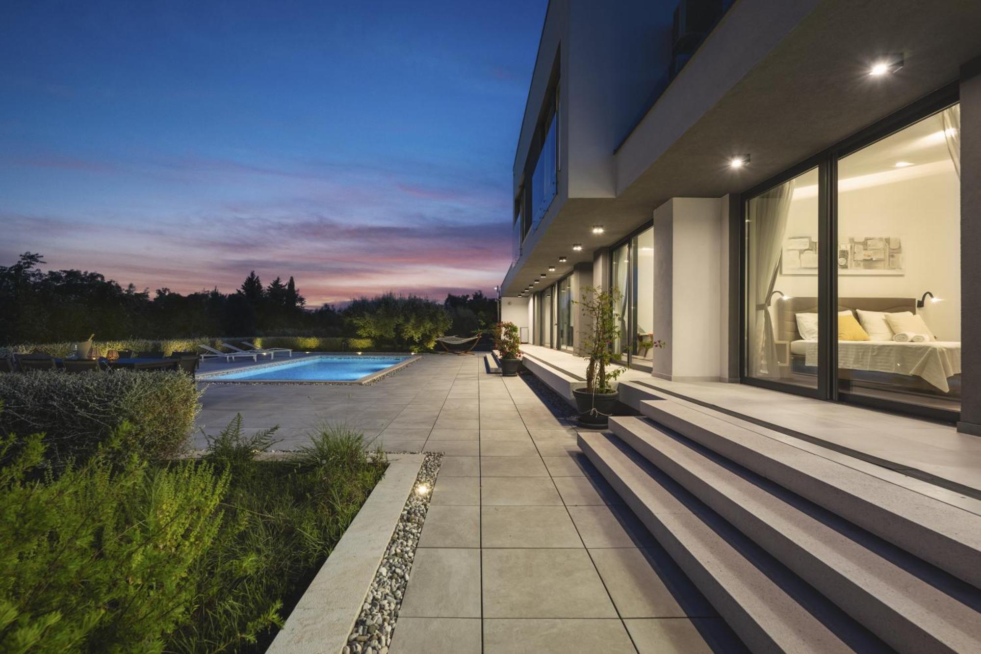 Martincic Residence - 5 Stars Luxury With Pool Heating On 4000M2 Rakalj Buitenkant foto